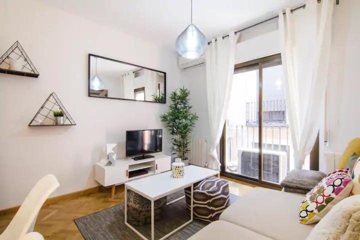 Bright & Spacious- City Center- 2Rooms-2Bathrooms Madrid Eksteriør billede