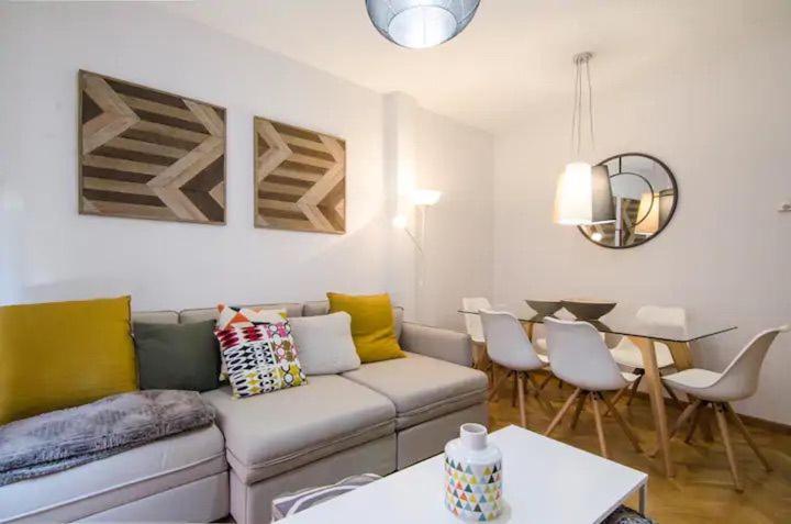 Bright & Spacious- City Center- 2Rooms-2Bathrooms Madrid Eksteriør billede