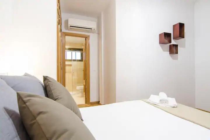 Bright & Spacious- City Center- 2Rooms-2Bathrooms Madrid Eksteriør billede