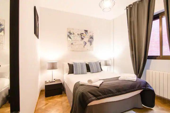 Bright & Spacious- City Center- 2Rooms-2Bathrooms Madrid Eksteriør billede