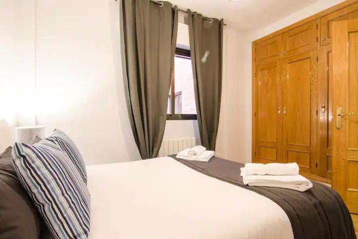 Bright & Spacious- City Center- 2Rooms-2Bathrooms Madrid Eksteriør billede